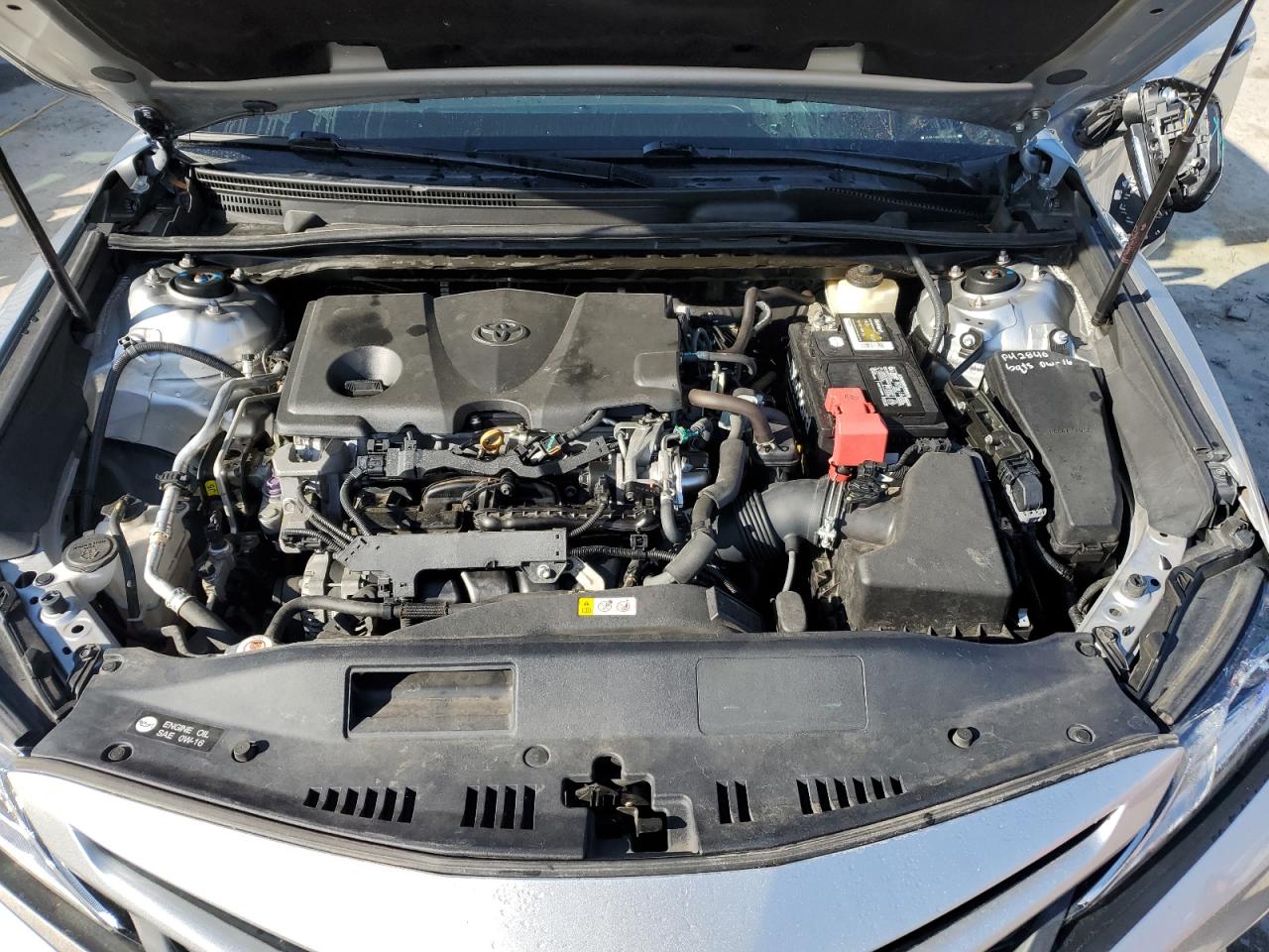 2018 Toyota Camry - Image 11