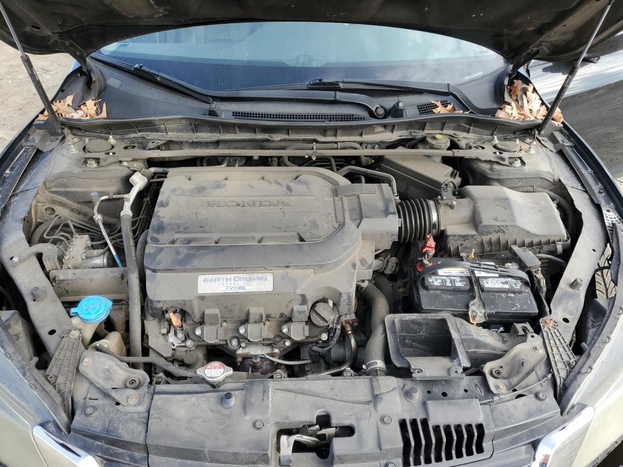 2015 Honda Accord - Image 13