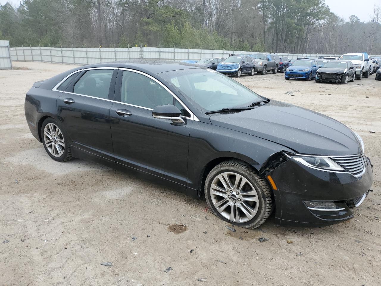 2014 Lincoln MKZ - Image 4