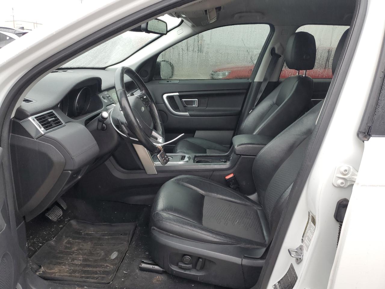 2016 Land Rover Discovery - Image 7