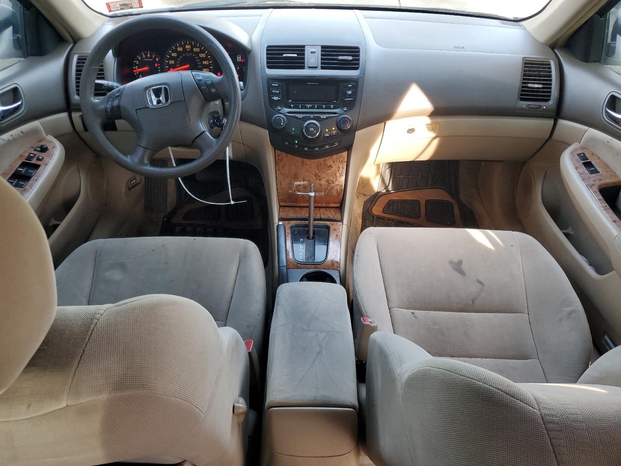 2004 Honda Accord - Image 8