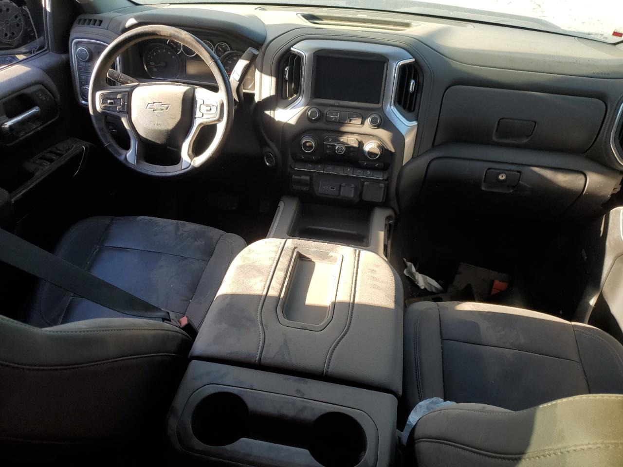 2022 Chevrolet Silverado - Image 8