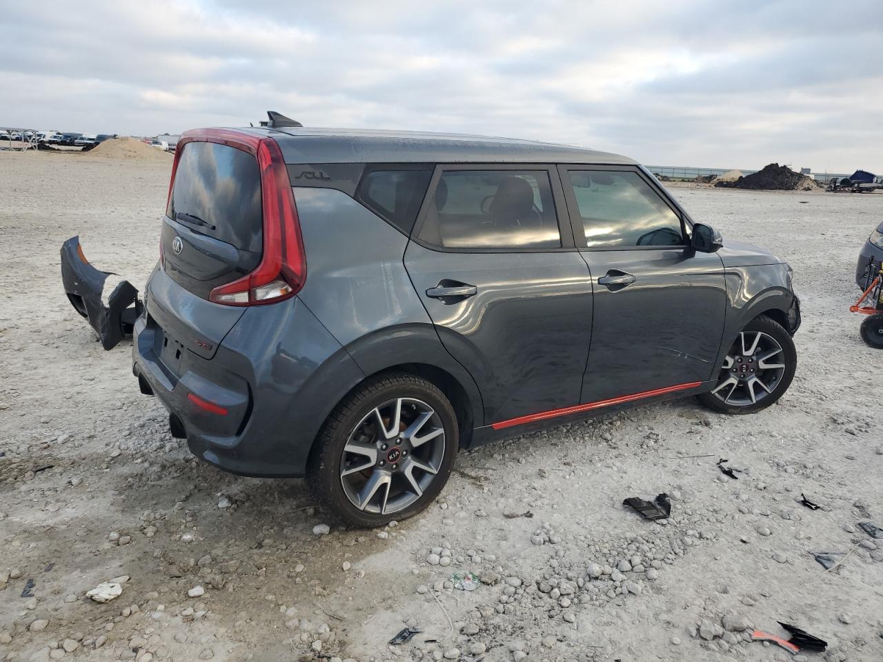 2021 Kia Soul - Image 3