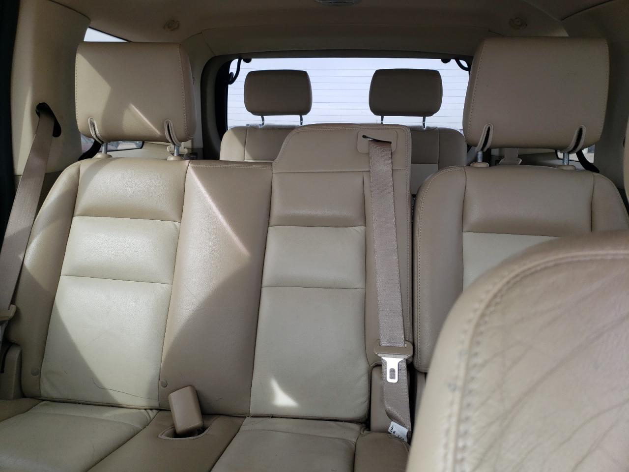 2008 Ford Explorer - Image 10