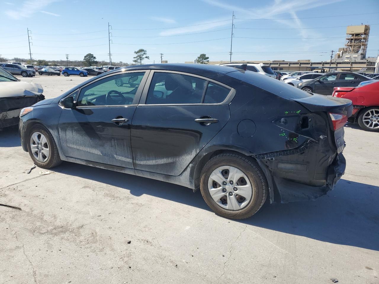 2016 Kia Forte - Image 2