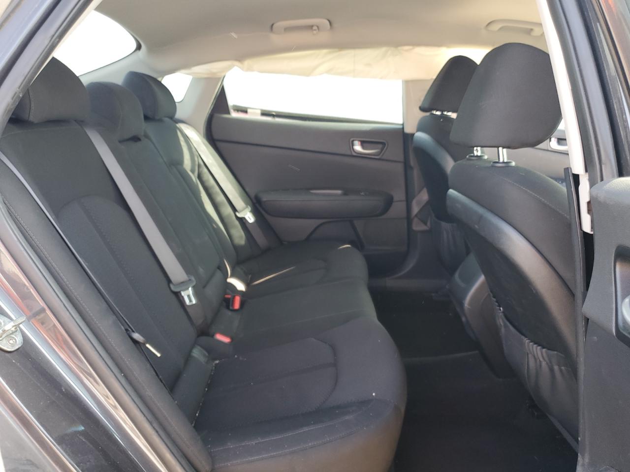 2018 Kia Optima - Image 10