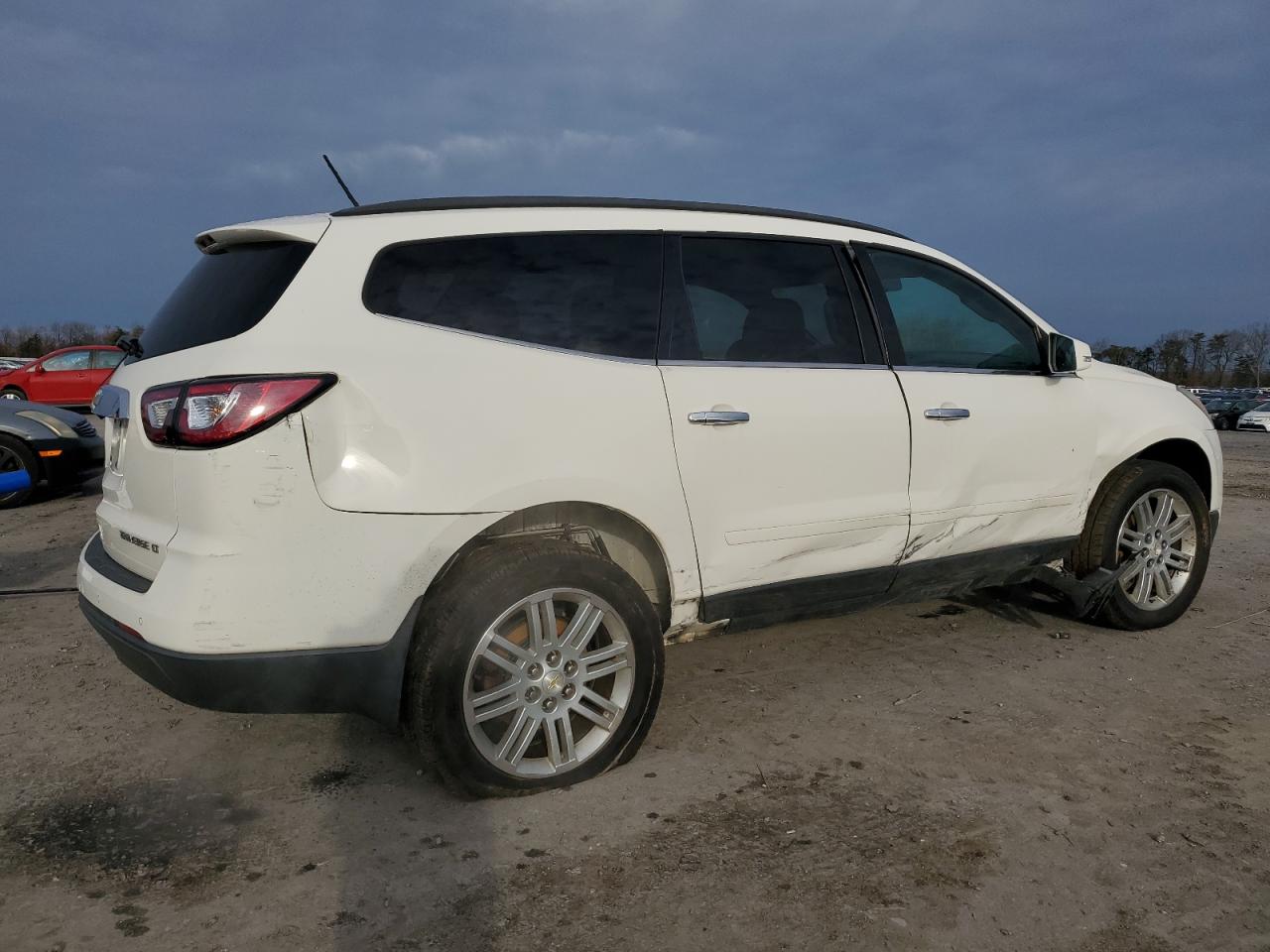 2013 Chevrolet Traverse - Image 3