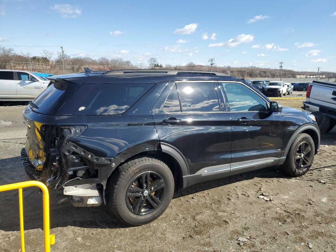 2020 Ford Explorer - Image 3