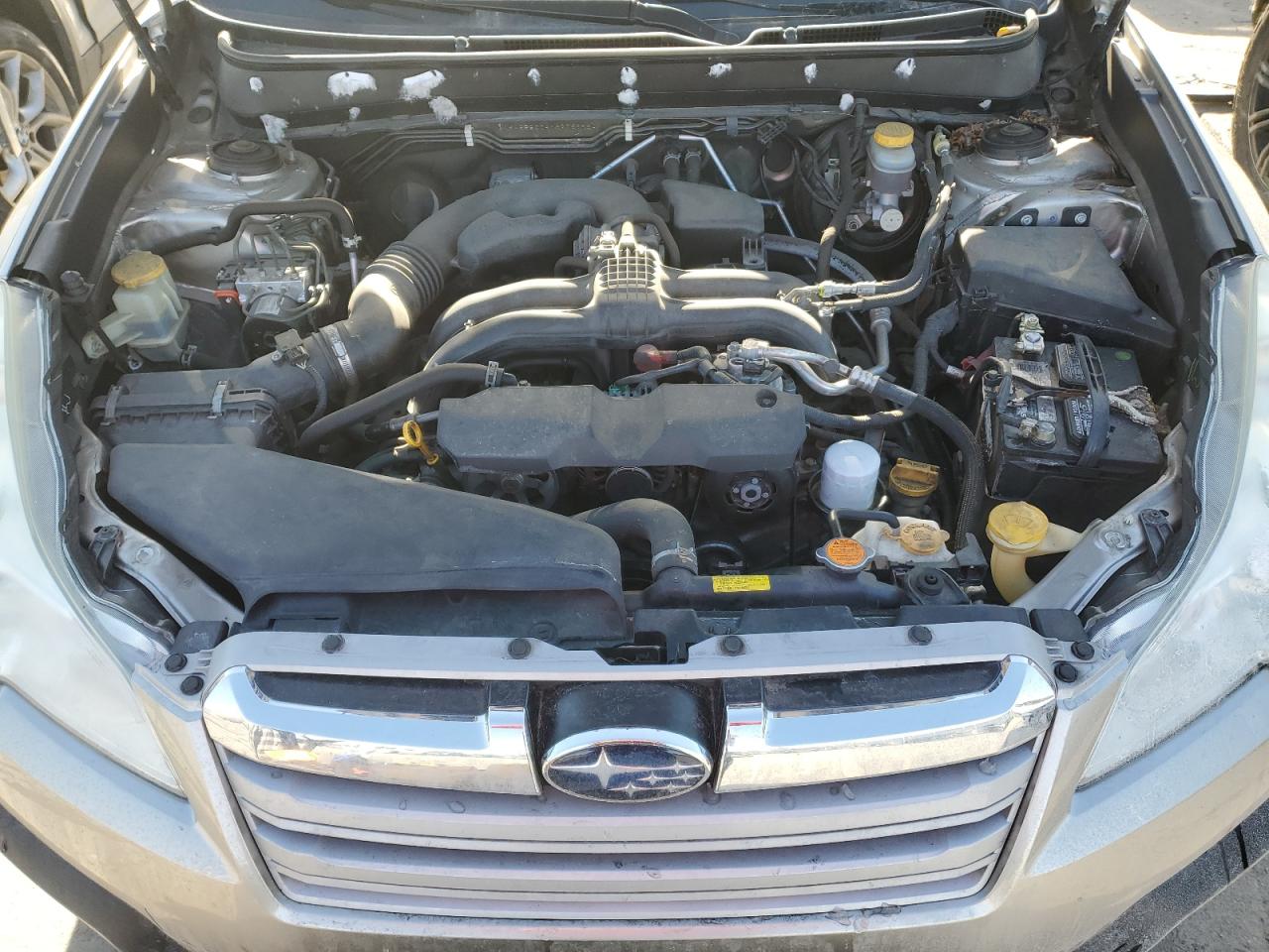 2014 Subaru Outback - Image 12
