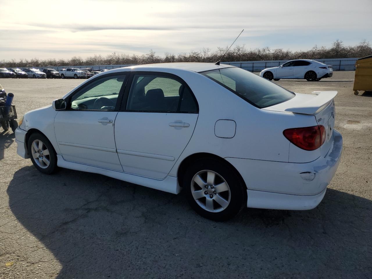 2005 Toyota Corolla - Image 2