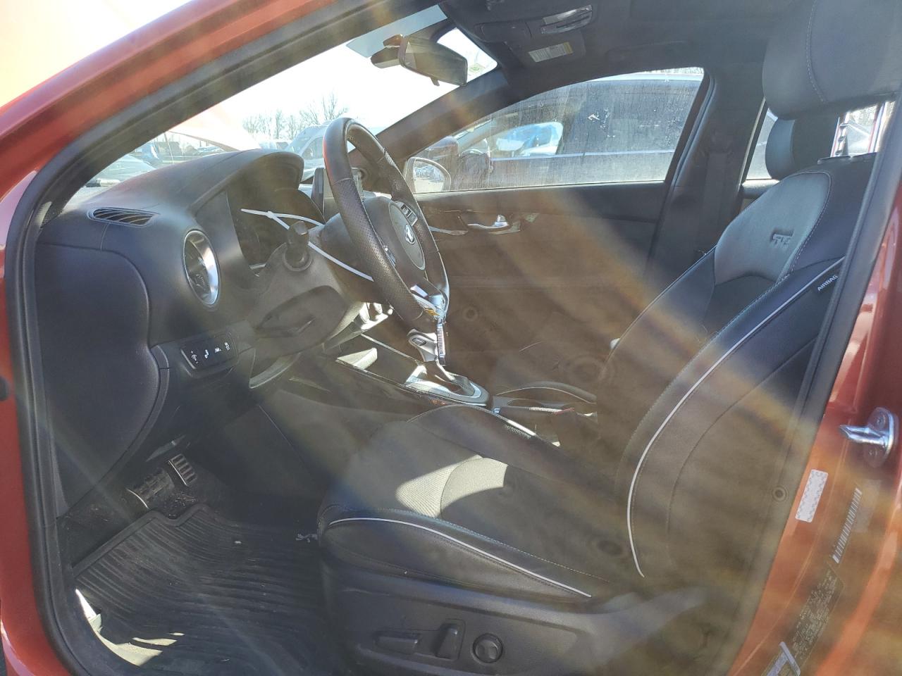 2021 Kia Forte - Image 7