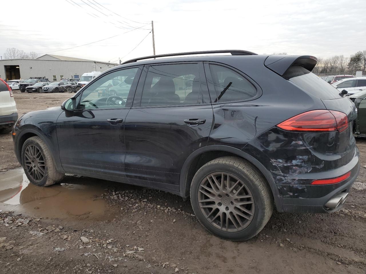 2018 Porsche Cayenne - Image 2