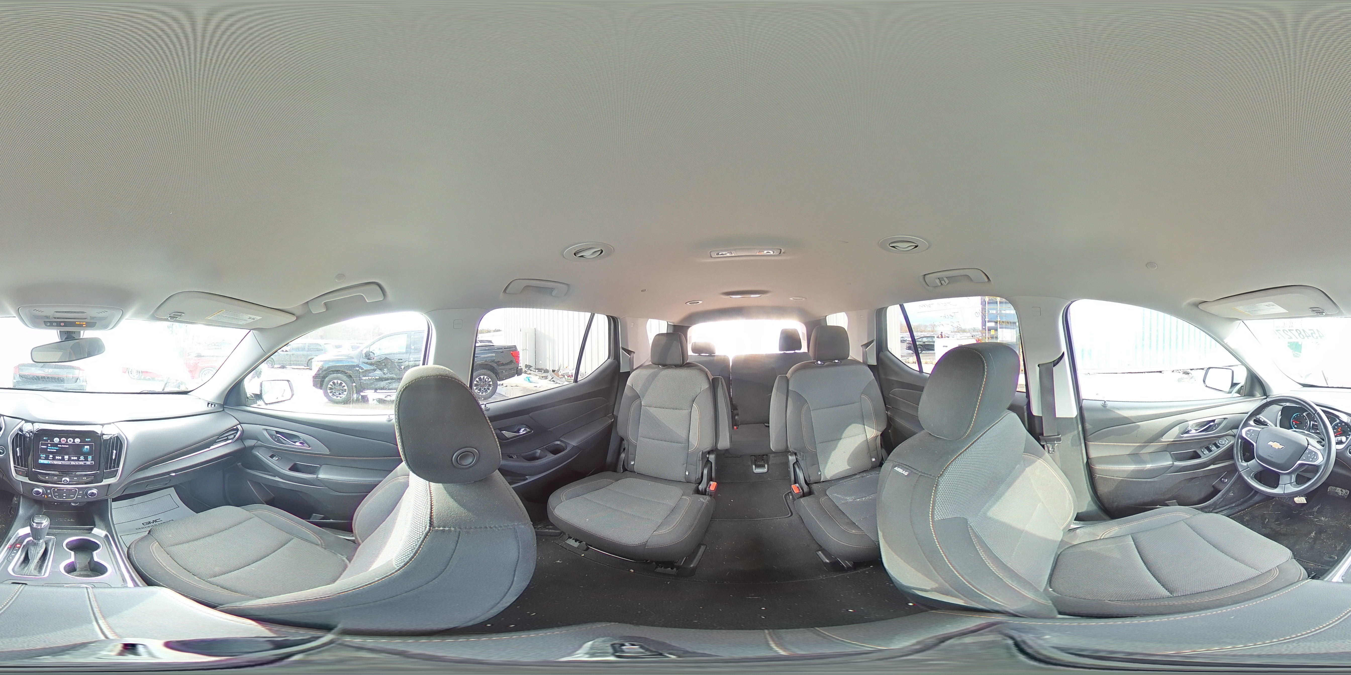 2019 Chevrolet Traverse - Image 16