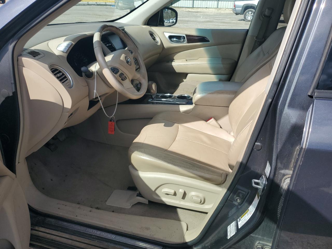 2013 Nissan Pathfinder - Image 7