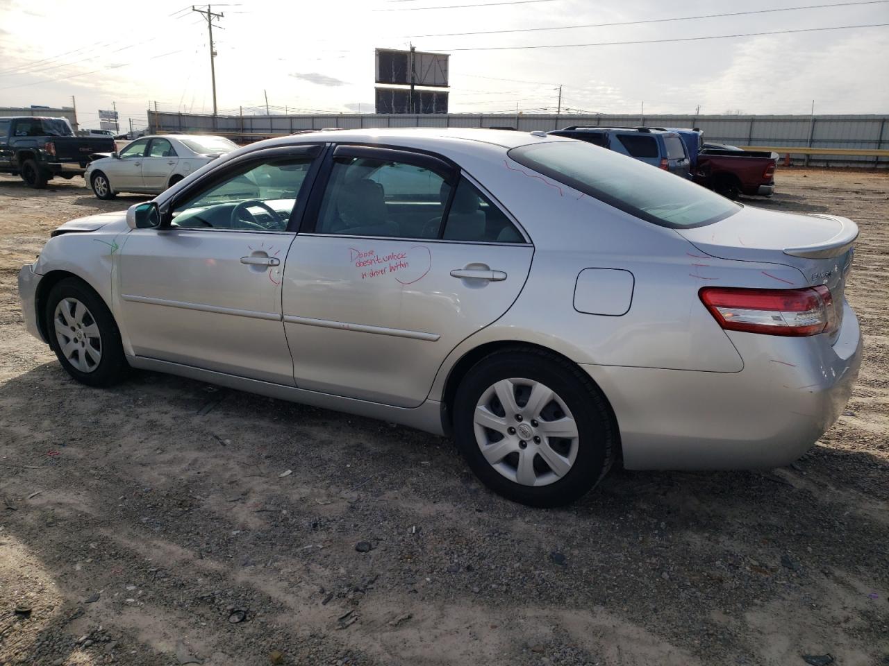 2011 Toyota Camry - Image 2