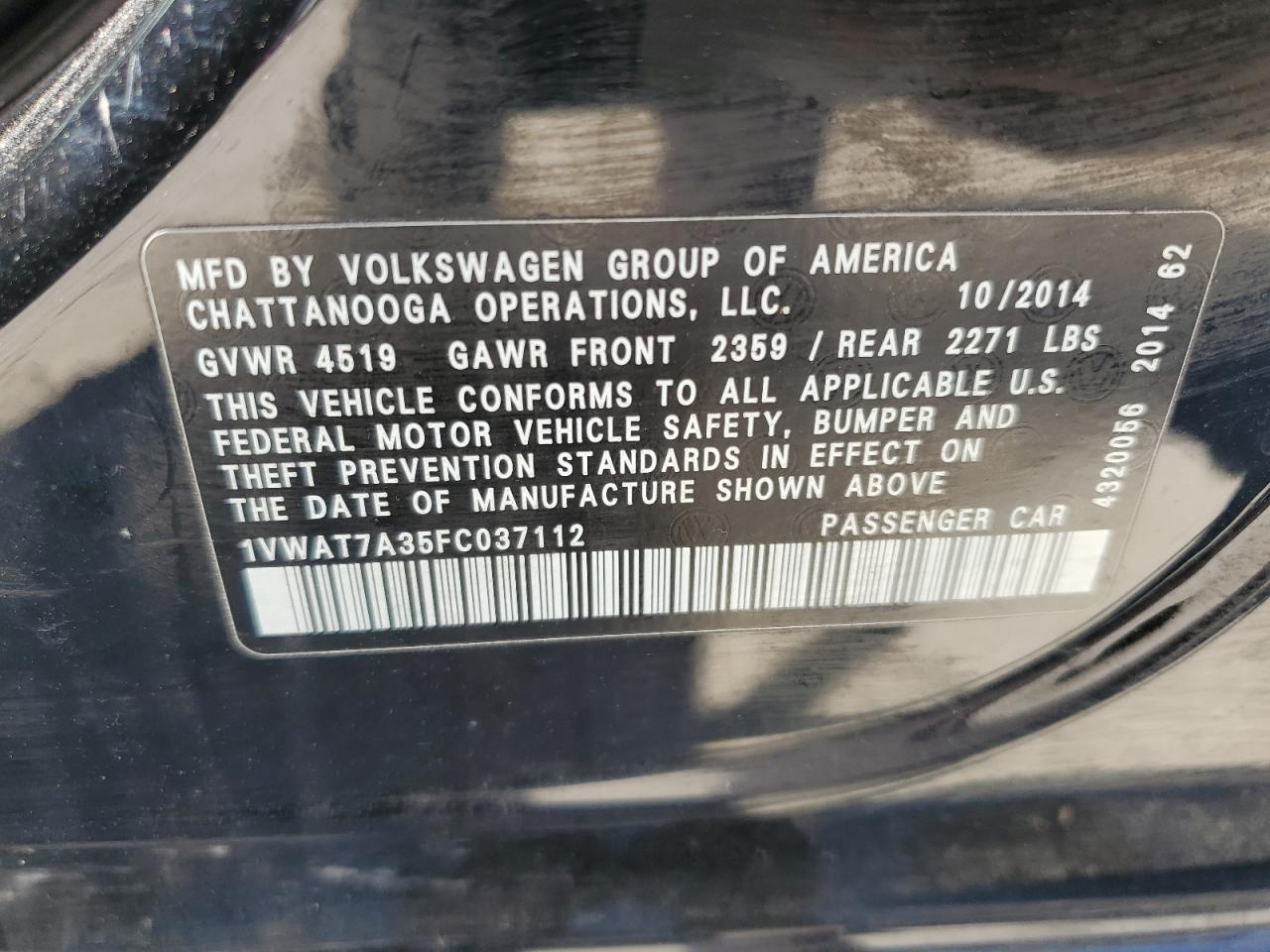 2015 Volkswagen Passat - Image 13
