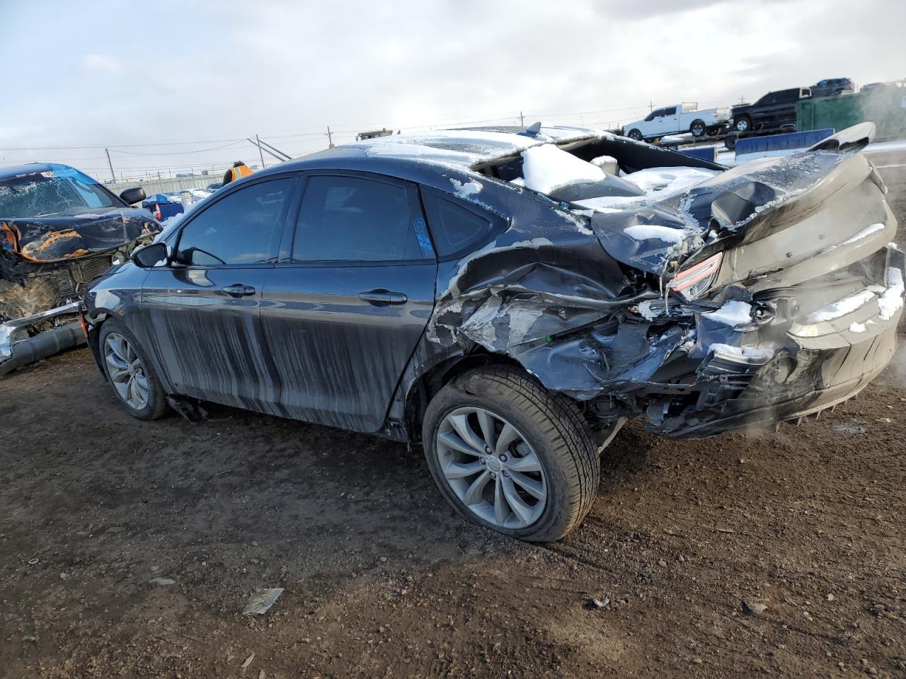 2016 Chrysler 200 - Image 2