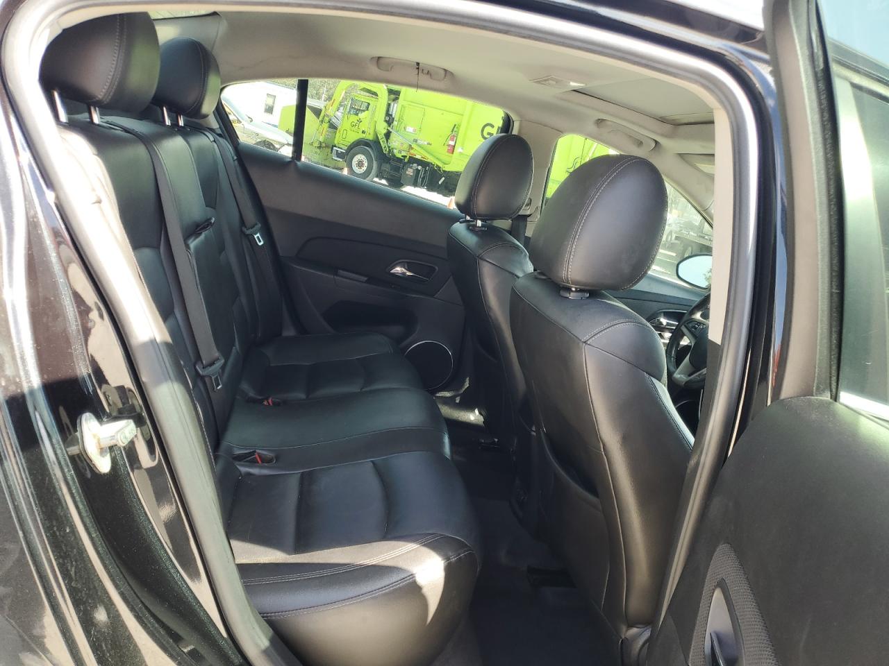 2012 Chevrolet Cruze - Image 10