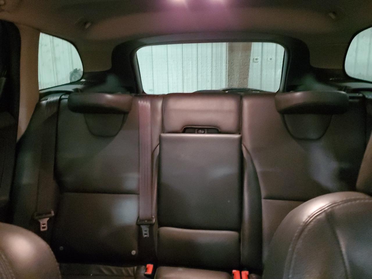 2017 Volvo XC60 - Image 10