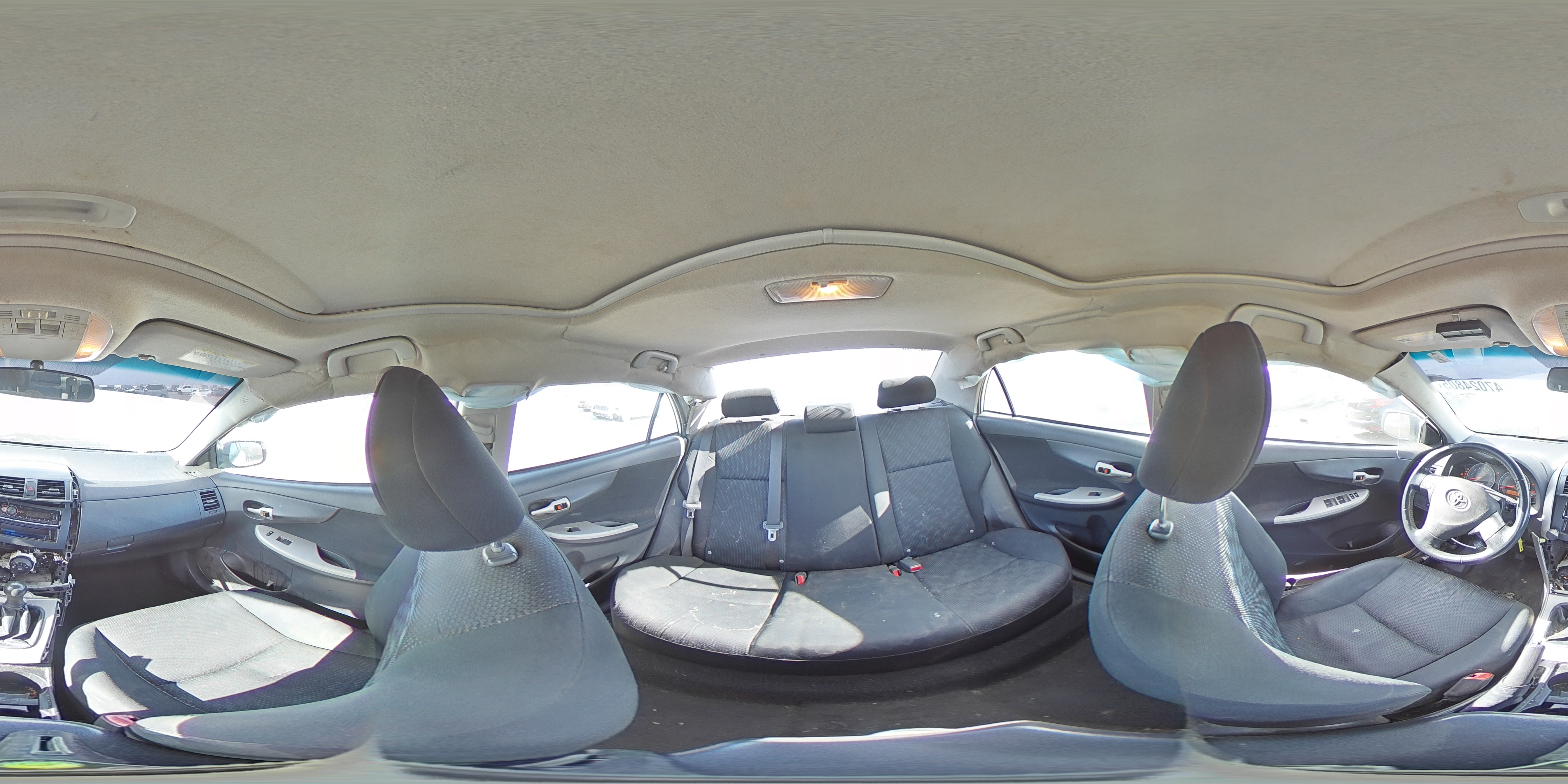 2010 Toyota Corolla - Image 12
