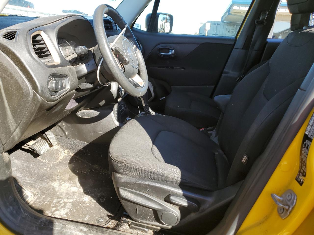 2017 Jeep Renegade - Image 7