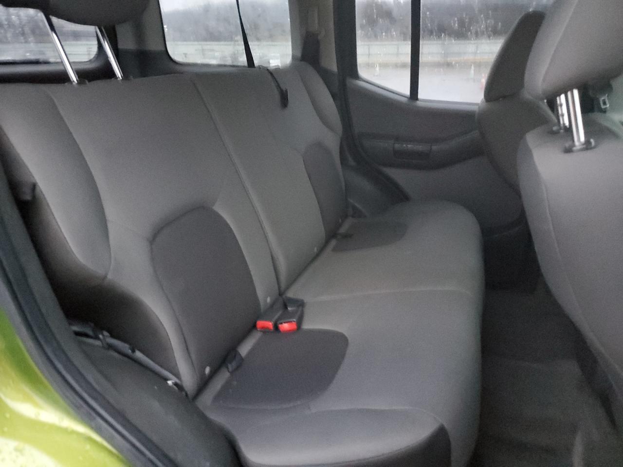2011 Nissan XTerra - Image 11
