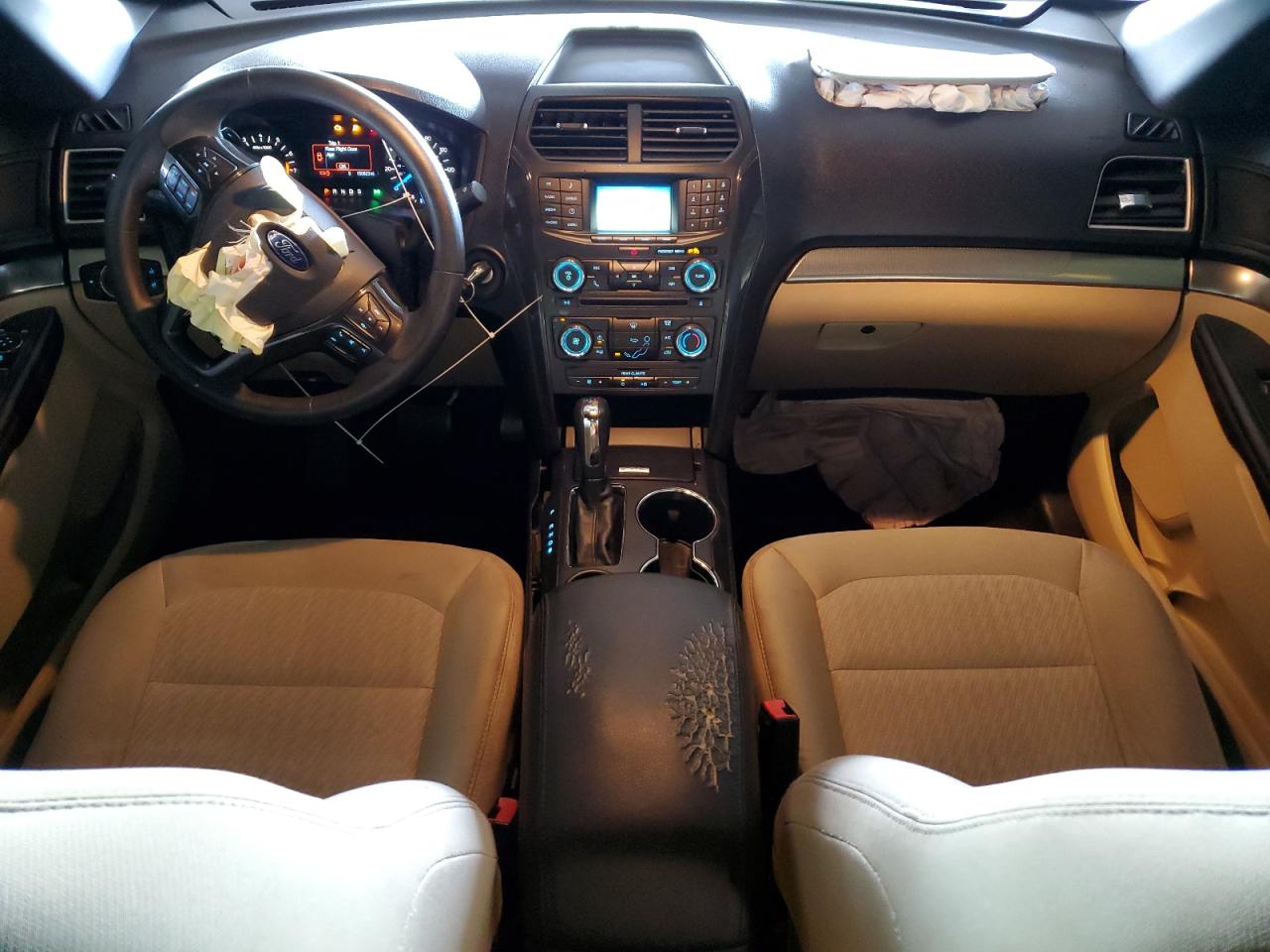 2016 Ford Explorer - Image 8