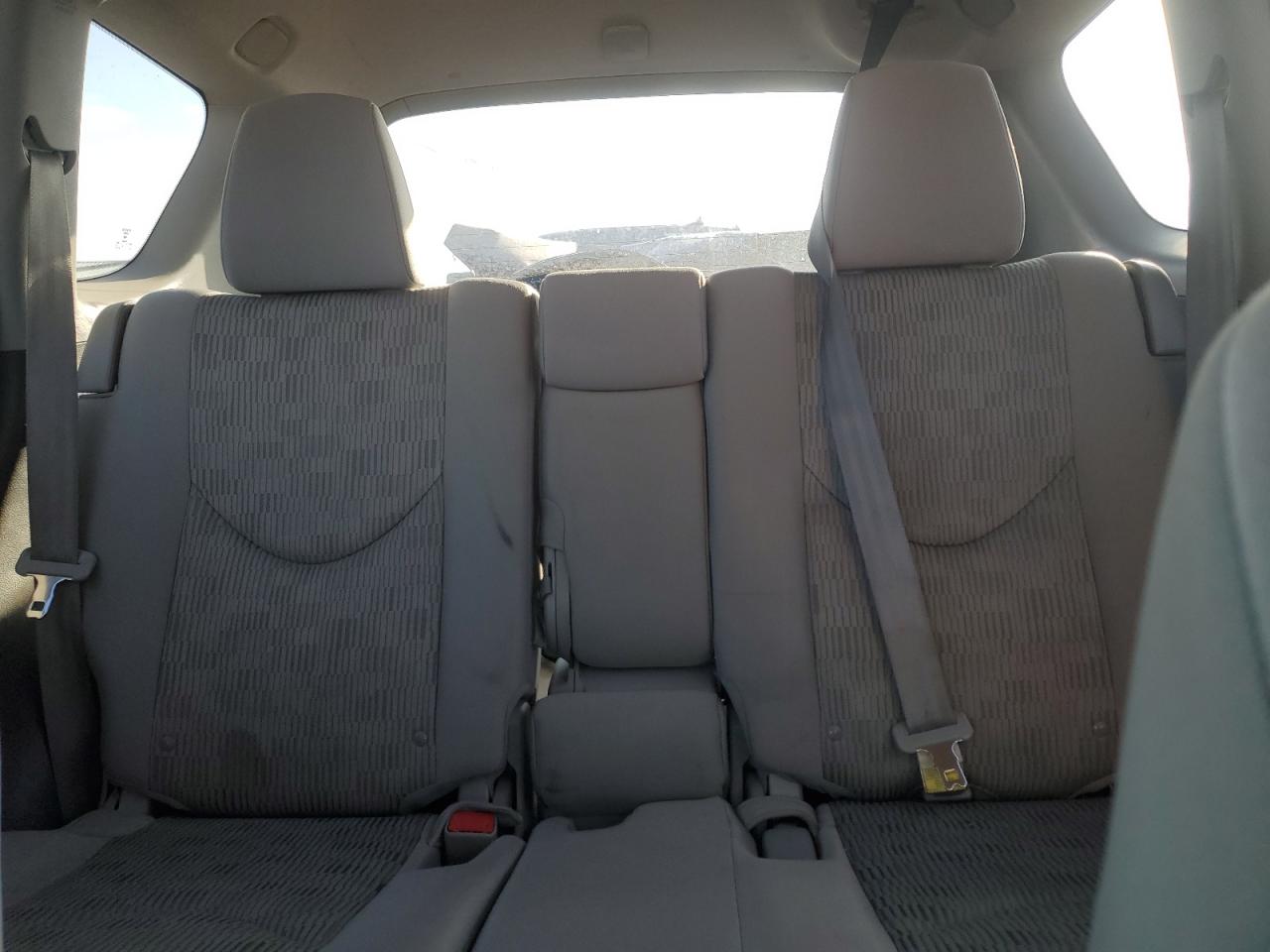 2012 Toyota RAV 4 - Image 10