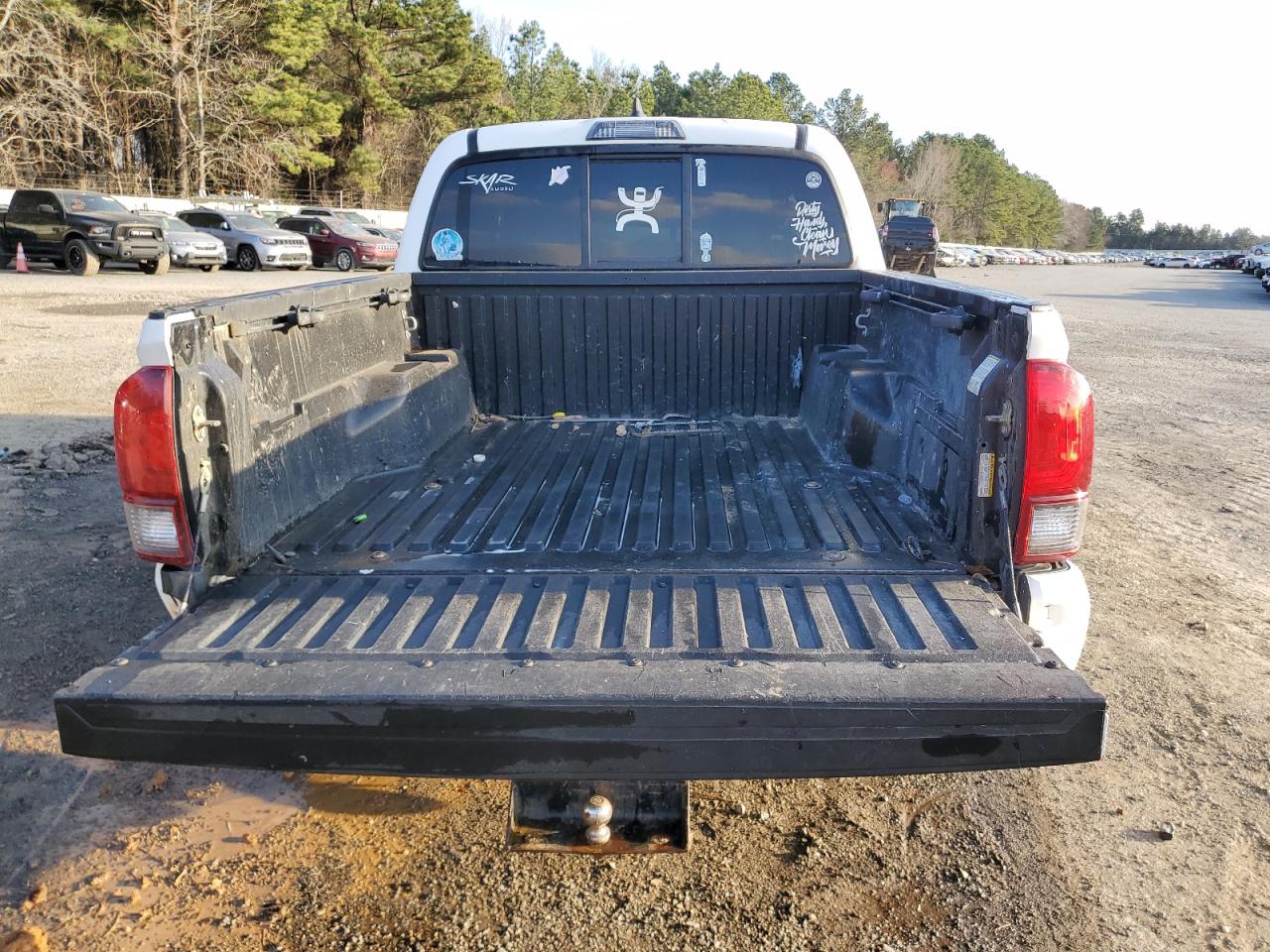 2019 Toyota Tacoma - Image 6