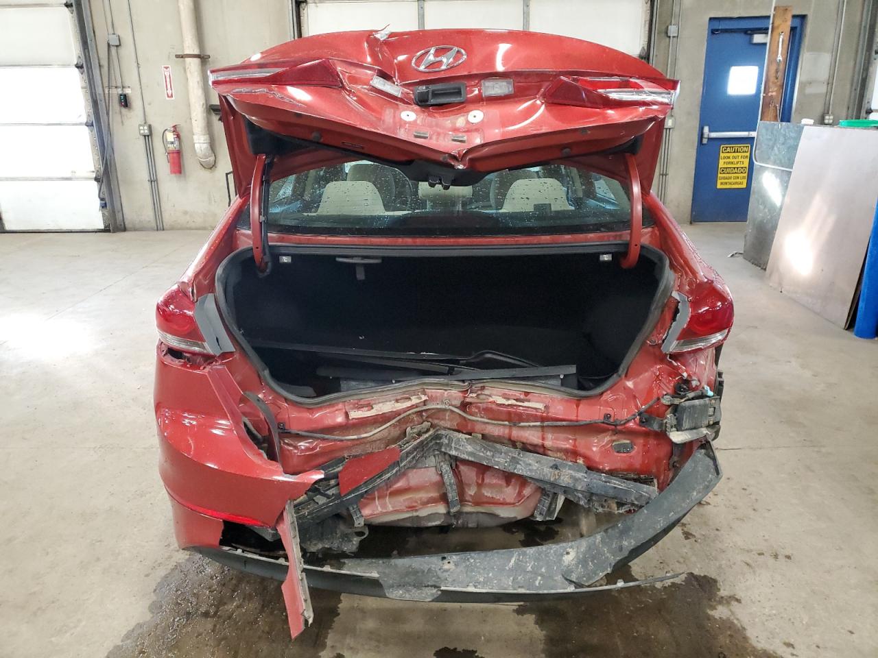 2018 Hyundai Elantra - Image 6