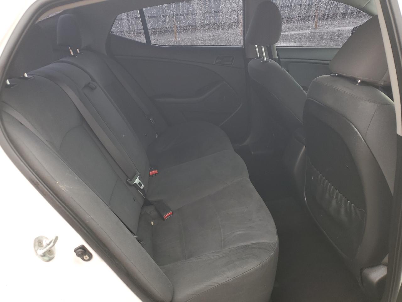 2015 Kia Optima - Image 10