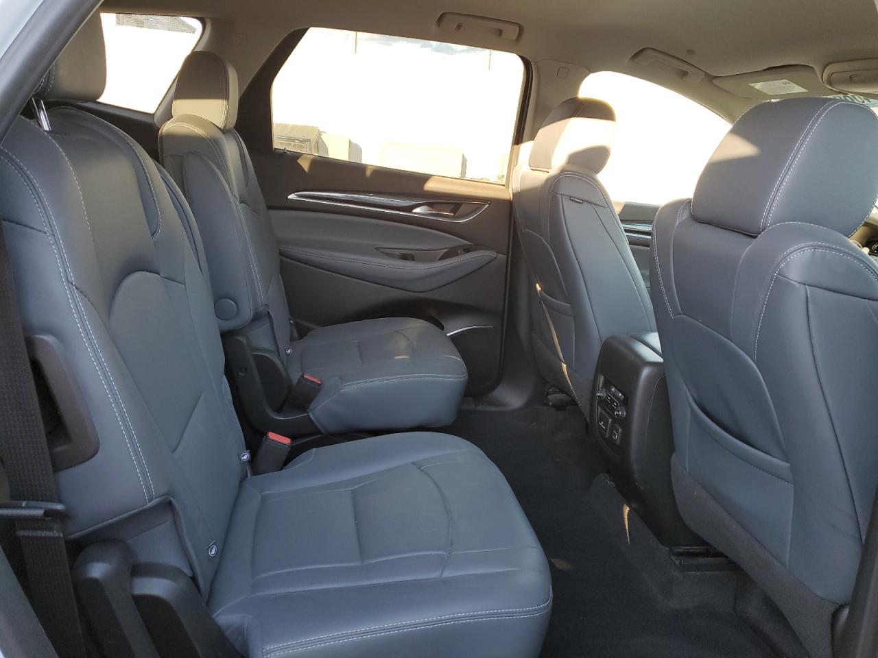2019 Buick Enclave - Image 11