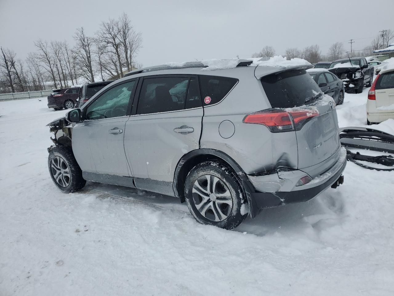 2017 Toyota RAV 4 - Image 2