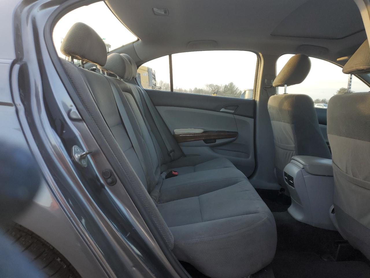 2012 Honda Accord - Image 10