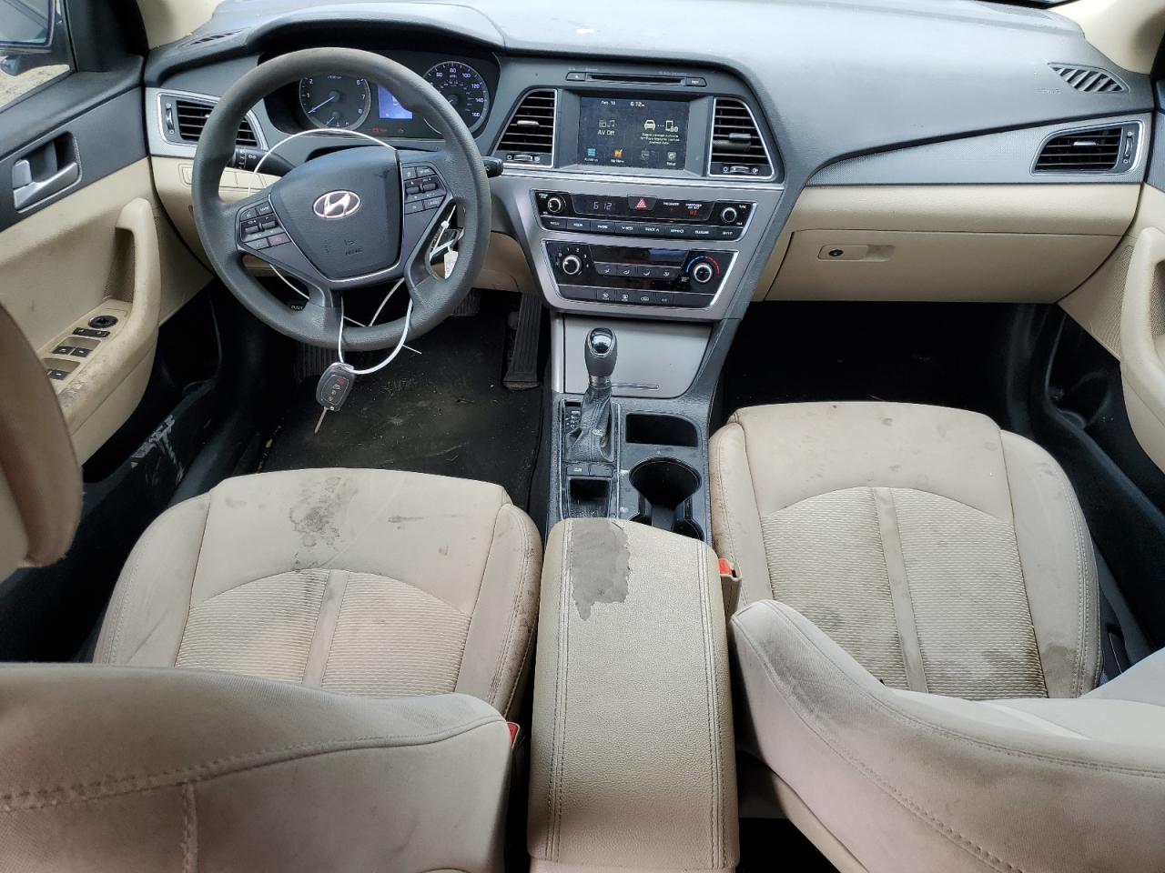 2016 Hyundai Sonata - Image 8
