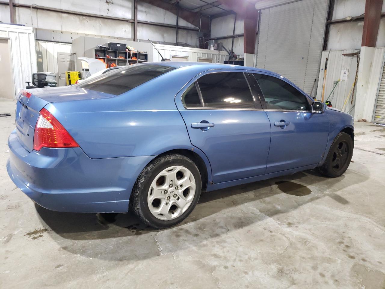 2010 Ford Fusion - Image 3
