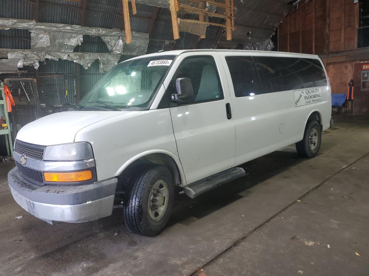2015 Chevrolet Express - Image 1