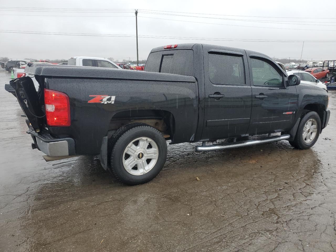 2008 Chevrolet Silverado - Image 3