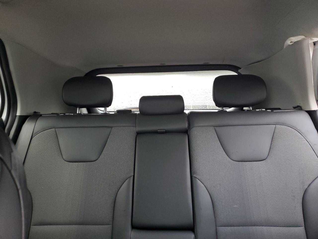 2023 Kia Niro - Image 10