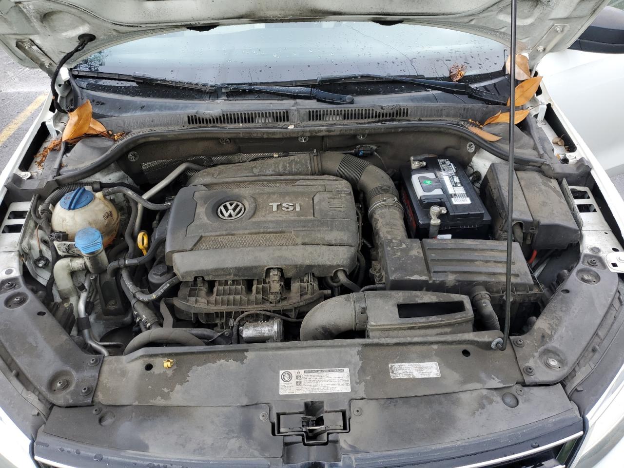 2016 Volkswagen Jetta - Image 11