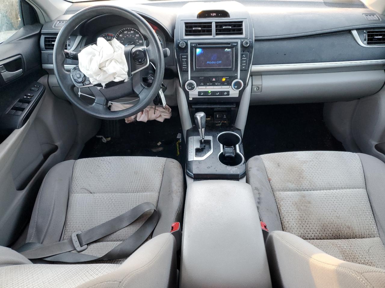 2014 Toyota Camry - Image 8
