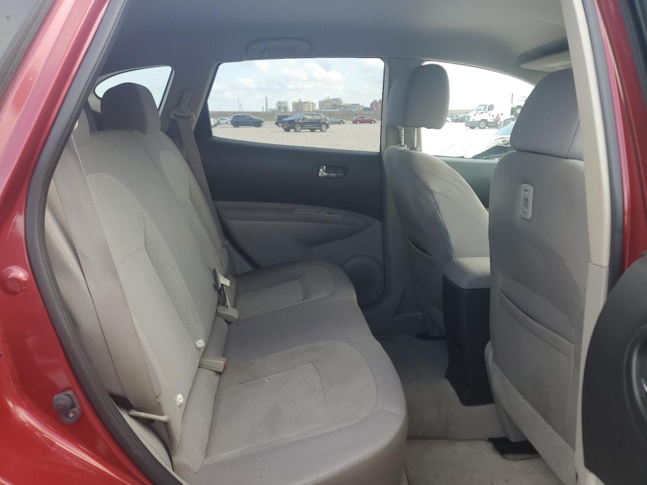 2012 Nissan Rogue - Image 11