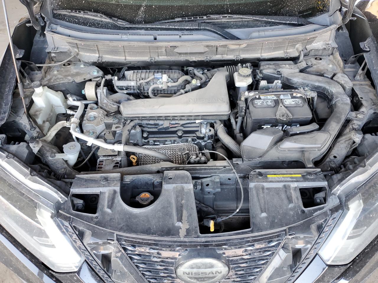 2018 Nissan Rogue - Image 12