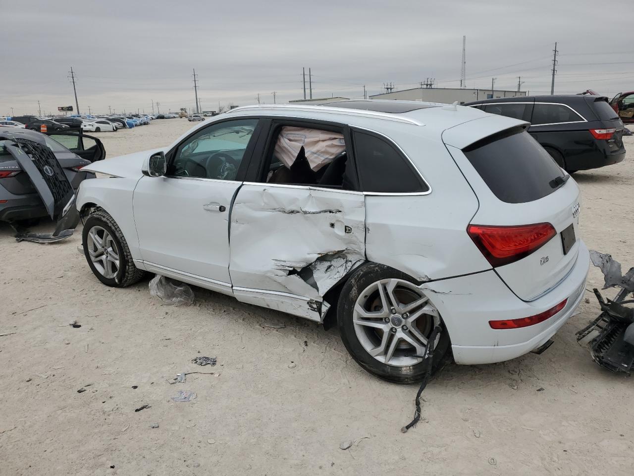 2015 Audi Q5 - Image 2