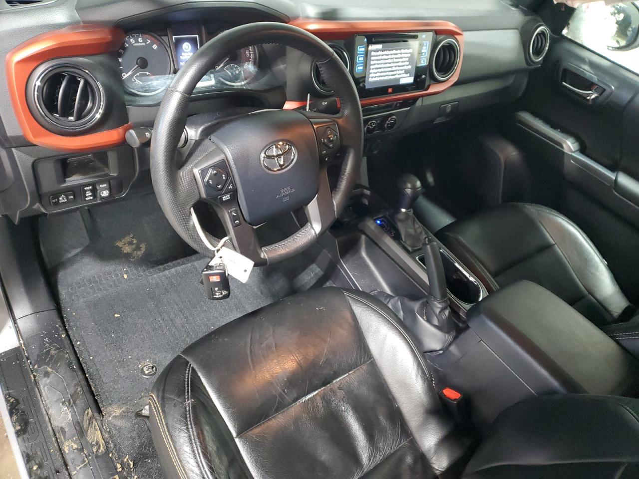 2017 Toyota Tacoma - Image 8