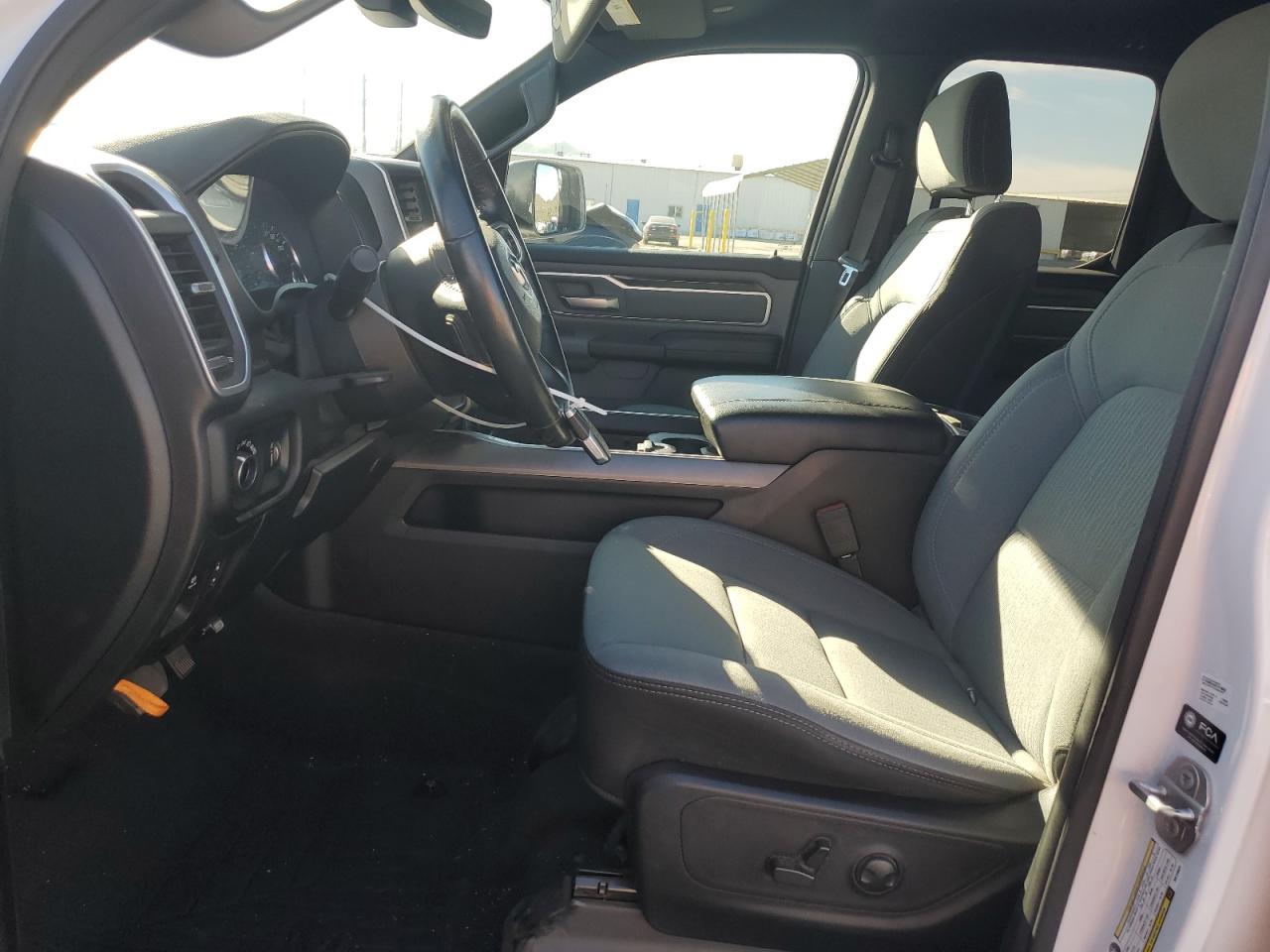 2022 RAM 1500 - Image 7