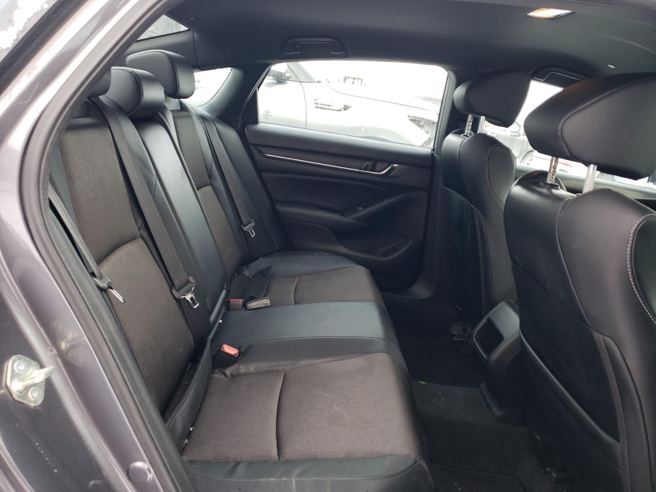 2018 Honda Accord - Image 10