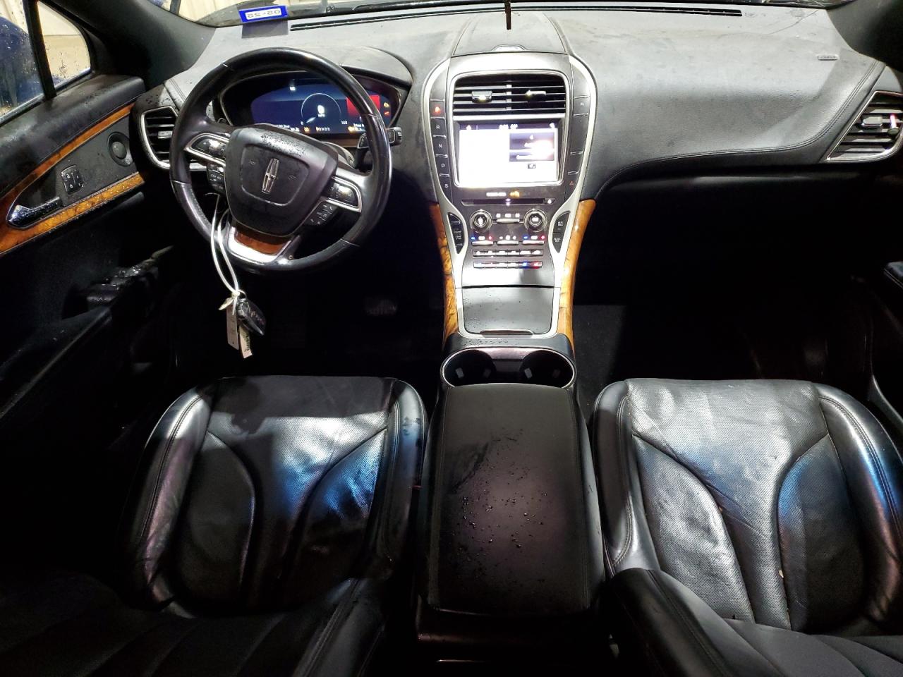 2019 Lincoln Nautilus - Image 8