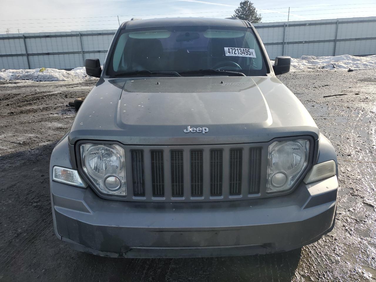 2012 Jeep Liberty (North America) - Image 5