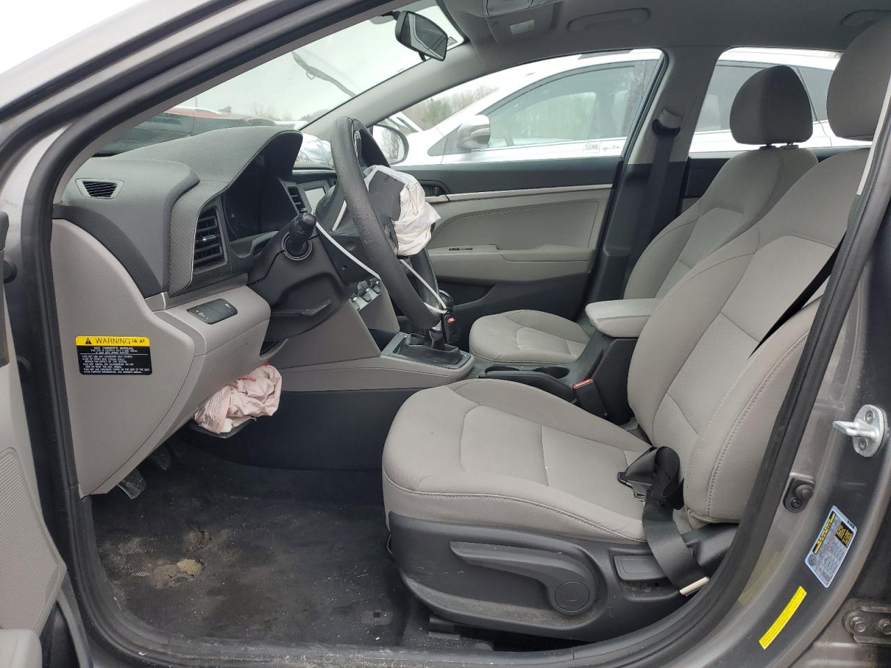 2019 Hyundai Elantra - Image 7